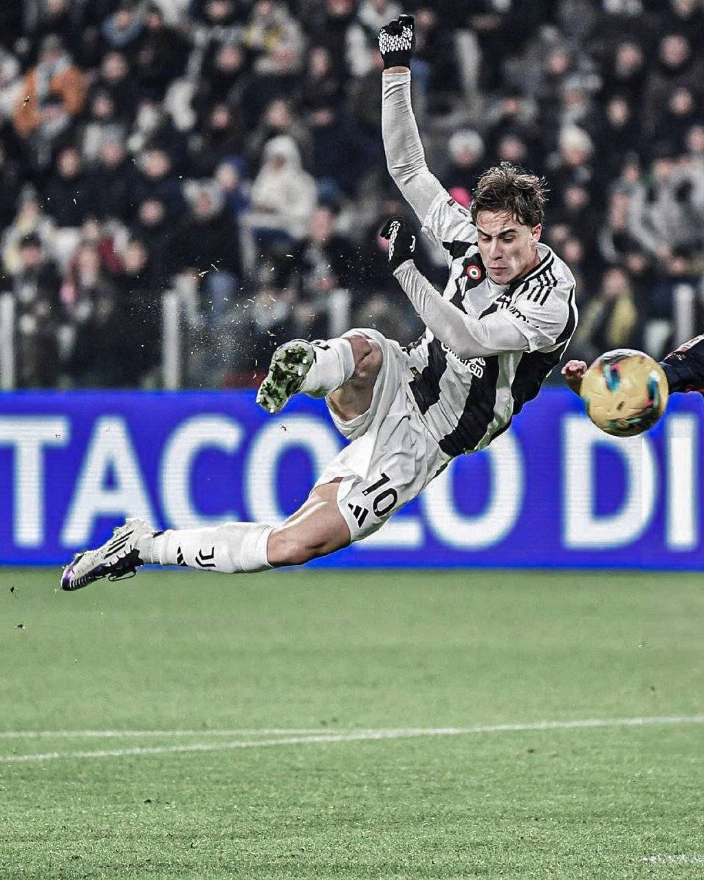 关于尤文图斯大胜，国际足球巨星表现抢镜的信息